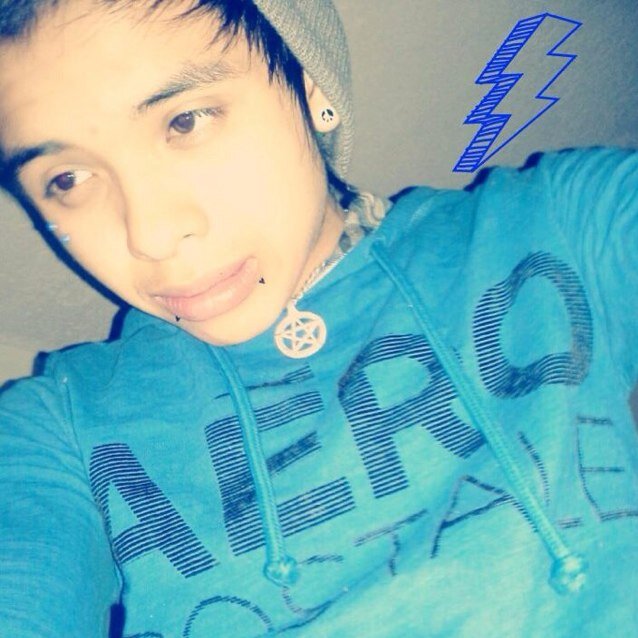 Simple as #TeamPLUR 1.)Follow him 2.)Get to know him 3.)you'll be wanting_RUBEN♥ - @AgentBob_Foo