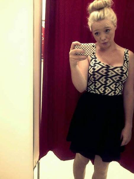 SophieBuckler1's profile picture. Follow me ill follow you I promise ;;)