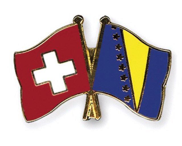 Fan du mhsc et de manchester city. I 3 la bosnie-herzégovine et la suisse.