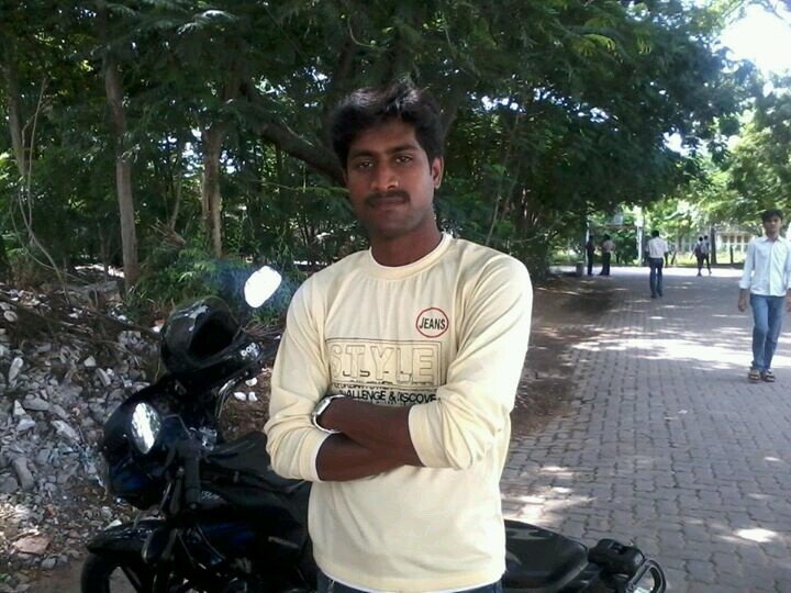 veyil30's profile picture. 