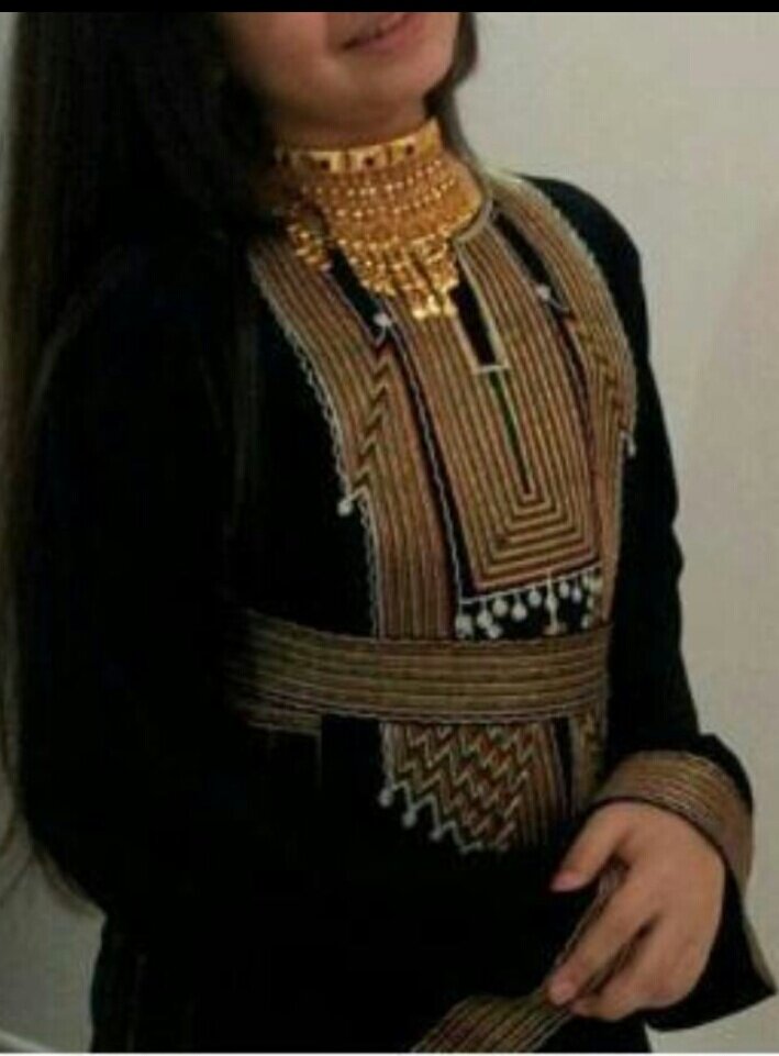 اﻷصل(قحطانية) و عايلتي (الرفيدية) أستغفر الله . وسبحان الله وبحمدة سبحان الله العظيم. ترا يمدحون الفولو ♥♥♥