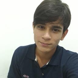 É preciso amar as pessoas como se não ouve-se amanha .