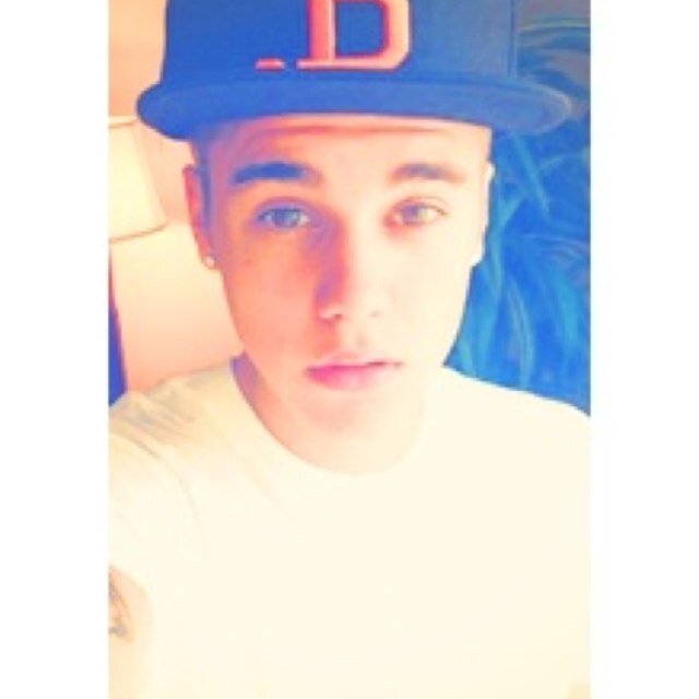 Saved acc & free follow
