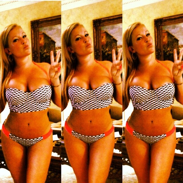 It'ssss Meeeee Kitty Kitty Meow Meow 
#KittyGang
#CupcakeMafia
#CupcakeMe