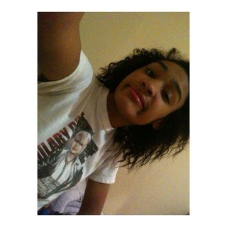Im Bi & I Love Marilyn Monroe c: ♥ 
Im Trying To Keep Humble ,  
Please Dont Judge Me . ✋ 
Mixed Breed : Blaxican c;