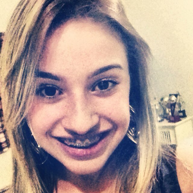 S.E.P com muito orgulho Palmeirense ~  católica , extrovertida , simpática , alegre , amiga . Canceriana Mais ? segue ae