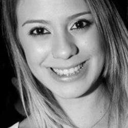 A personalidade Libra é toda doce, amável, afável. Tudo o que mais deseja é agradar e ser aceita.
Ou ama ou odéia.