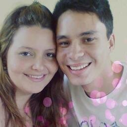 Gosto das bebidas mais fortes,dos cafés mais amargos,das idéias mais loucas,dos pensamentos mais complexos,das vitórias mais difíceis,das festas mais animadas.