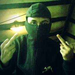 Follow aja dulu, nanti kita bicarakan lagi kedepannya, aku sih optimis kita cocok :) 

*hahaha*
CASUAL