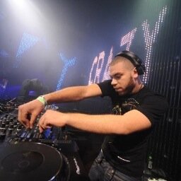 DJ Bookings/Shows contact crazycousinz@googlemail.com