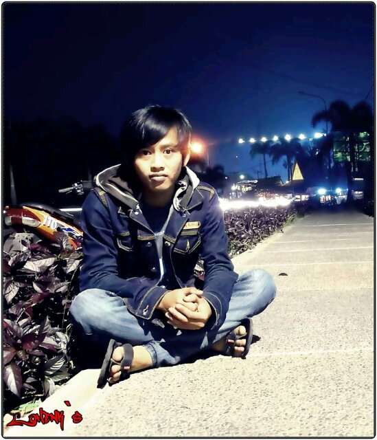 ohenk_headpoops's profile picture. Keep on smile ;)