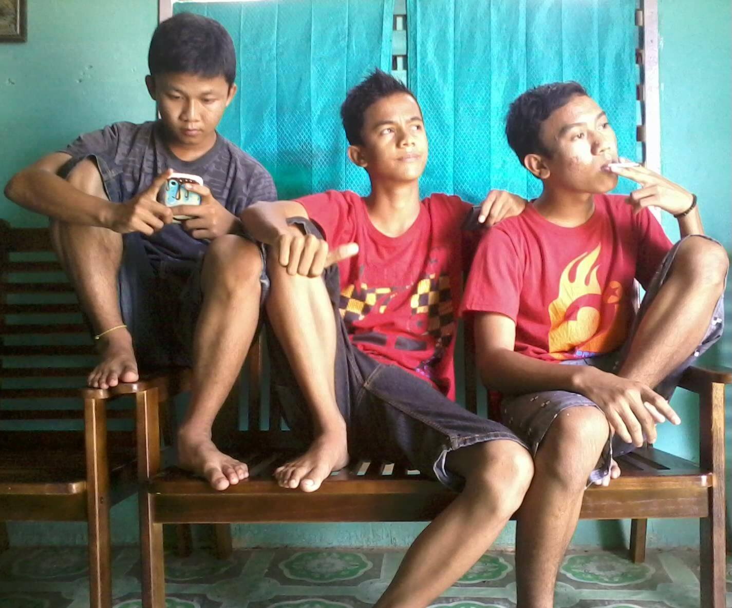 Seseorng tdk akn merasakan kehilangan,kalau belum memiliki'nya.:|