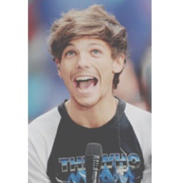 Since i gave you a free follow please follow me on @narrynova xx