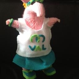 Workaholic, Watercolourist, birdwatcher, Clanger and Knocker knitter and an occasional marathon runner.