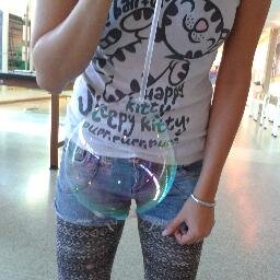 adx935's profile picture. Life would be nothing without music, chocolate and rollercoasters. Los sueños son para hacerlos realidad.