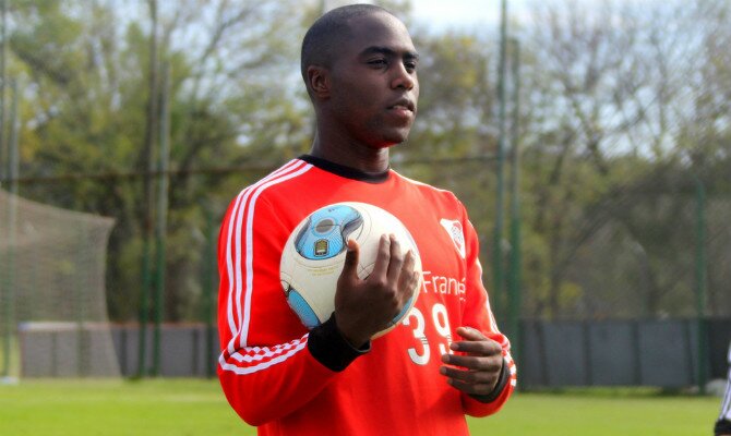 Twitter oficial del Jugador de River Plate, Eder Balanta.
