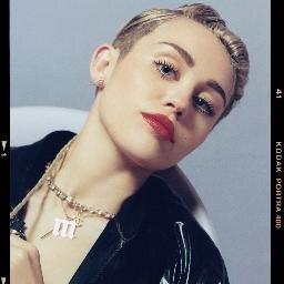 Hechos,Facts,Curiosidades,Rumores,todo lo que quieras saber sobre La Reina adolescente del momento MILEY CYRUS @StormNileyFacts CuentaNiley te sigo si lo pides