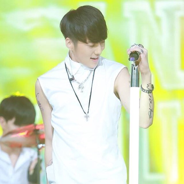 KangSeungYoon [강승윤] คังซึงยุนไทยบอทครับ not real only :]ฟอลได้อันฟอลได้~ *ไม่ต้องรักผมมากแต่รักเรียลผมมากๆนะครับ* #YG&KSY news in fav.