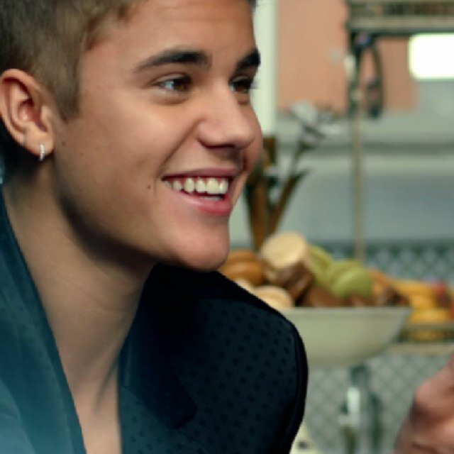 Free follow please follow @findkidrrauhl thank u I follow you back if you ask