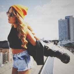Mi meta final: adelgazar hasta no sentir arcadas al mirarme al espejo. Gorda y sola.