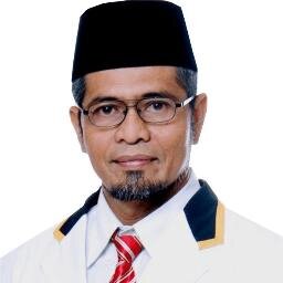Tokoh Sumatera Barat | Caleg DPR RI No. 1 Dapil 2 Sumbar. Kepala Yayasan Nurul Fikri Boarding School & Pendiri Bimbel Nurul Fikri