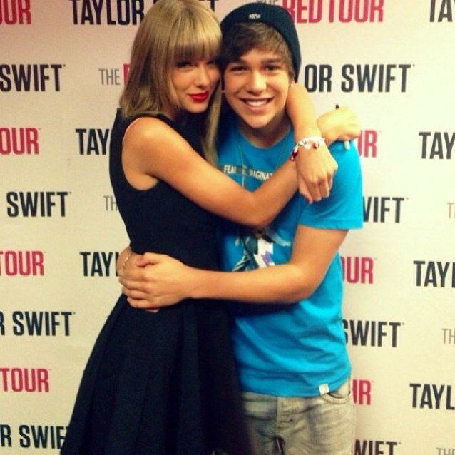 Swiftie since '07 and Mahomie since May 25th 2013!