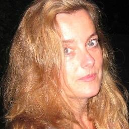 amberwellsara's profile picture. Europhile and anti-Brexit, art historian, gardener, nature lover, politically engaged cynic