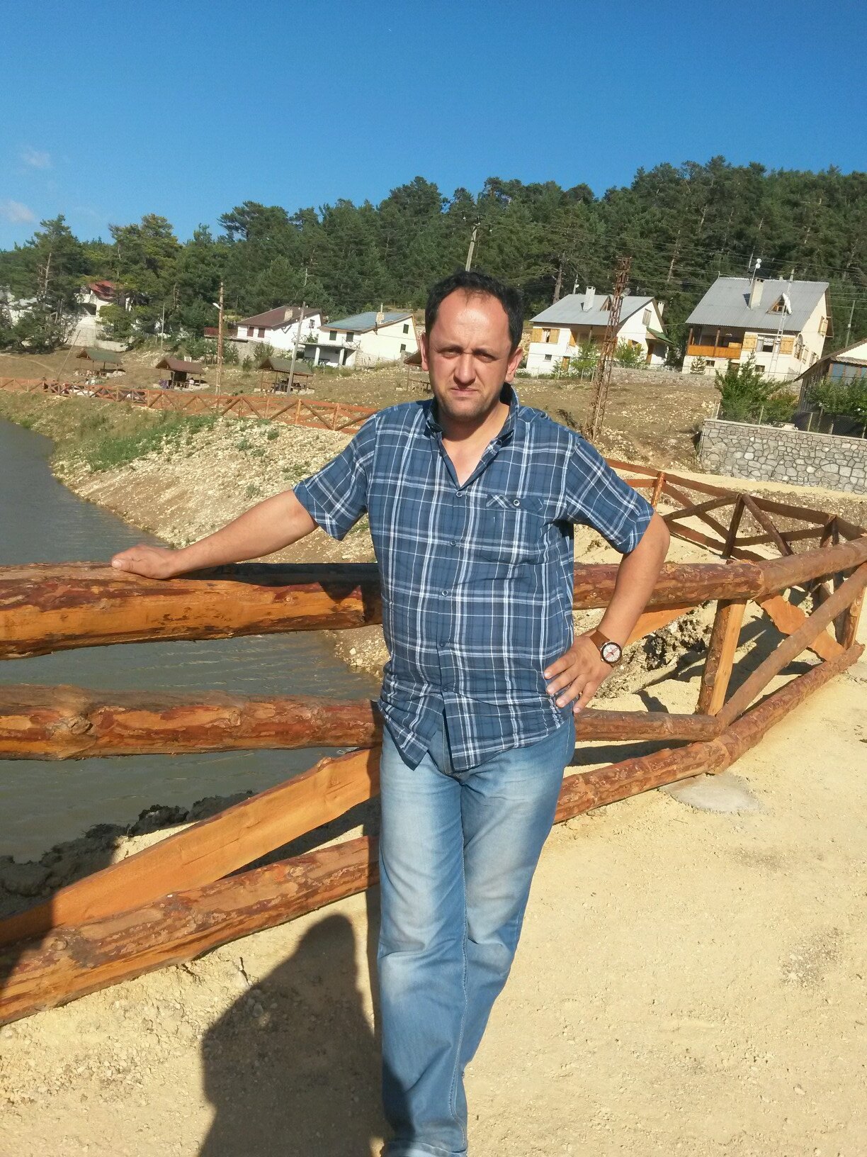 onderfirat23's profile picture. 