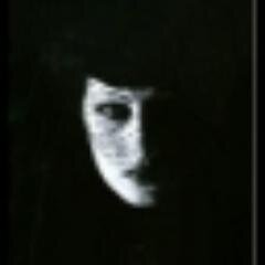 souhohos's profile picture. Рожденный ползать - все время грязный.