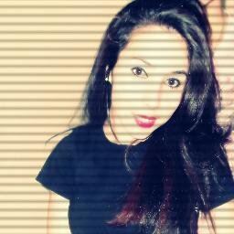 Sobre o amor não se fala, se sente *-*
 .
