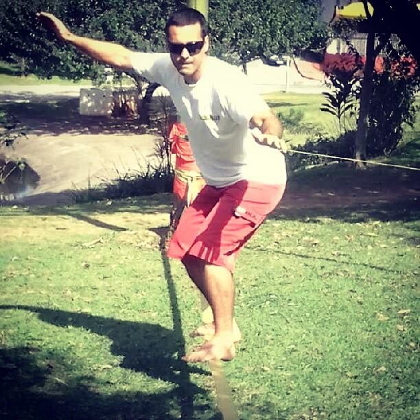 Equilíbrio, concentração e diversão!
Equipe Mangue Slackline
contato@treinopessoal.com.br