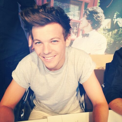 amha_mi's profile picture. Follow your dreams...