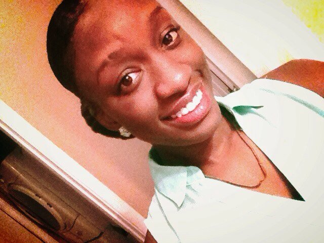 Miss_NiqueNique's profile picture. 