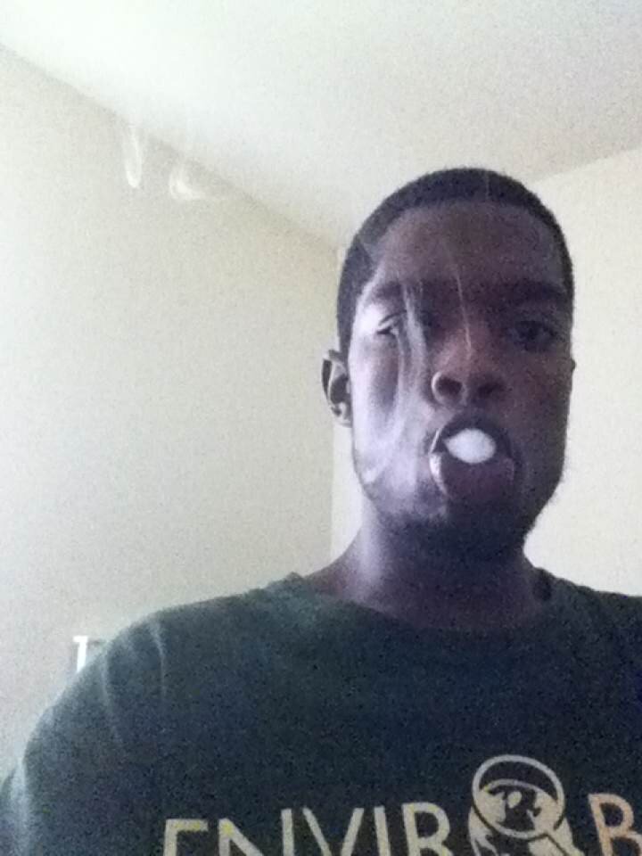 Just a young nigga tryna chase my dreAmd and noone can stop that got put me on this earth to reveal my talent im not gonna let it go to waise ;) follow me
