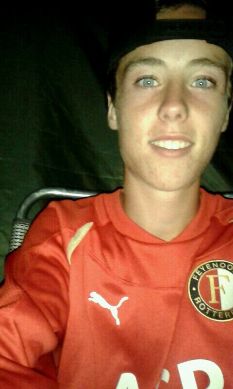 Viezier op de toekomst , respect voor het verleden #Feyenoord ♥ / Soccerplayer of 'Rksv RCD B2.'