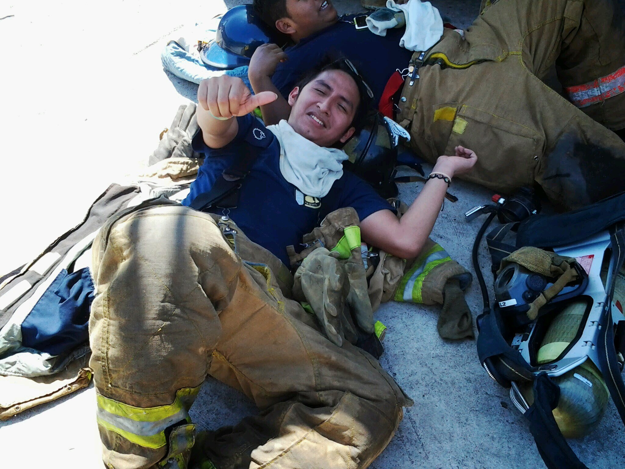 Egresando de Economísta, Bombero Voluntario, Suboficial, al servicio de la comunidad, Servidor Publico. En defensa de la ciudad contra incendios!!