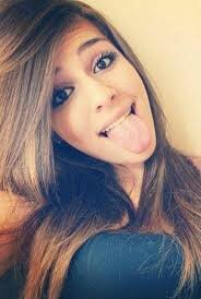 - sou como fogo , aqueço quem precisa , queimo pessoas desnecessárias 
' na minha vida ;*