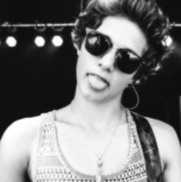 FALEM COMIGO NO @hipstalikeharry