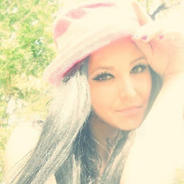 benimparatorum's profile picture. İkra' bismi rabbikellezî halak. Halekal-insâne min alak. İkra' ve rabbükel-ekrem. Ellezî alleme bil-kalem.