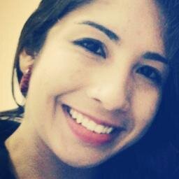 16 Anos, Retardada, Feliz, Aquariana, amo Reggae, Bagunceira, Louca, Sonhadora, Atentada, Dorminhoca, Realista, Diaba, Estressada, Companheira, Imperfeita _!_