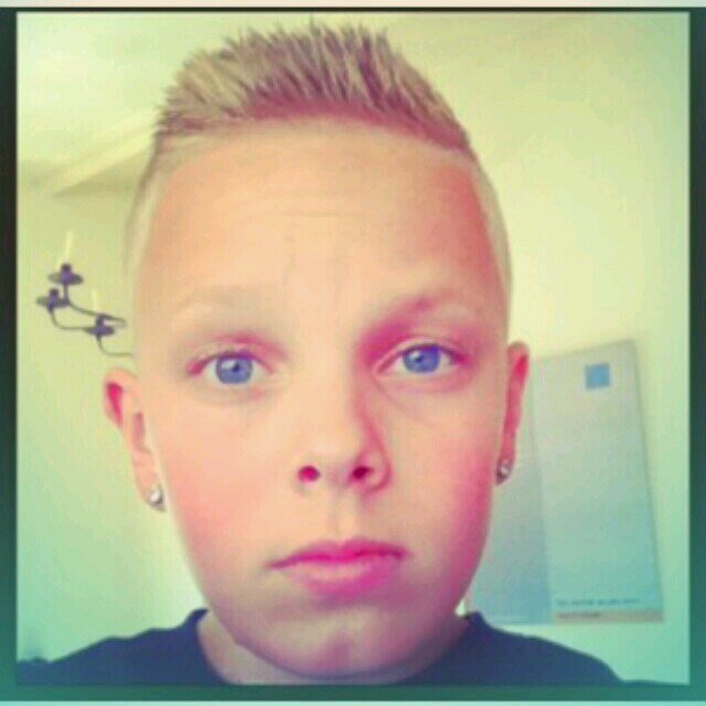 skype: Tijsprins411 insta:Tijsy12 Wesley, Daan, Ian, Aram, Benjamin, Carlo, Emra, Wessel, Harjan,
#TeamHardcore #MostDope ANGERFIST