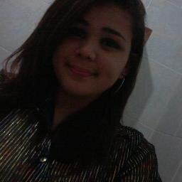 amo futebol , pizza, brigadeiro , e etc..
e amo fazer amizades novas :3