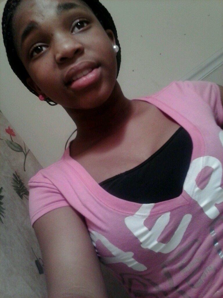 I travel this single life nd ima going to leave with a single life #live it while you can