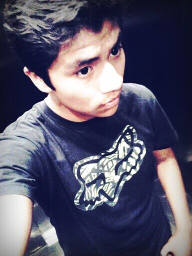 hugito_04's profile picture. 