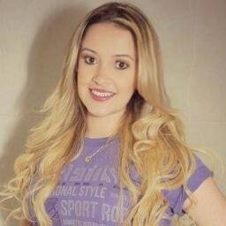 Existem mais de 7 bilhões de pessoas no mundo,e eu escolhi vc @vaanfreitass  para eu amar. fã da modelo e atriz Vanessa Freitas seguida desde o dia   03/03/2013