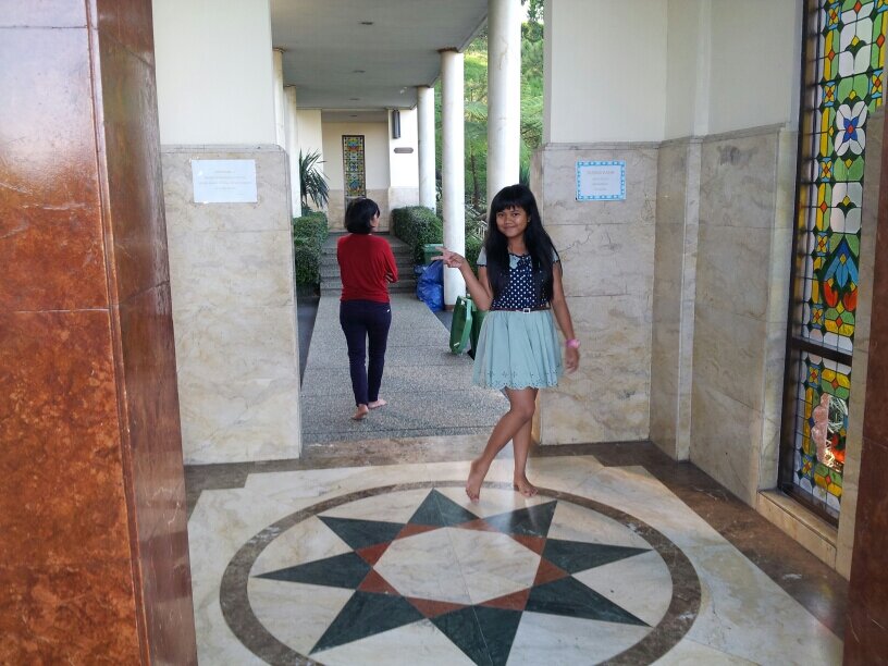 sahabat {}