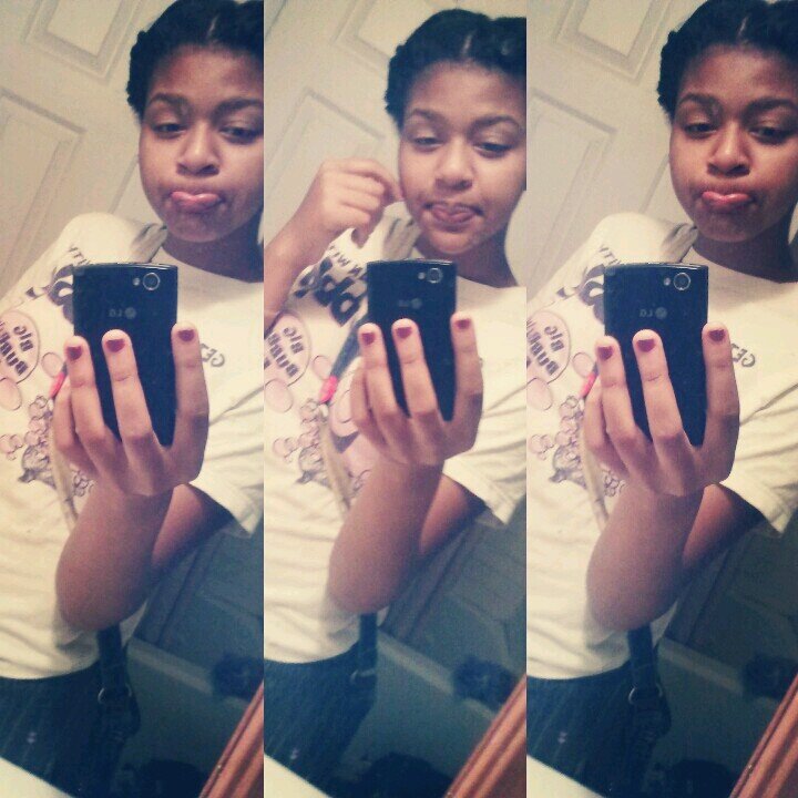 alleerggic too buullshit....... i juust be chilleen in theee cuut nowaadaayss 
follow me on InstaGram @__traawww