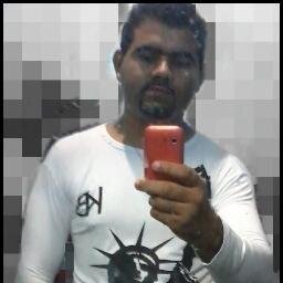 Sou o que sou Gostem ou Não...Mais um em busca da Felicidade... Busco forças em DEUS para seguir em frente...