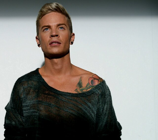 KoskinenSauli's profile picture. I'm no-one important. I'm in love with anyone who gives me chocolate. My obession is nothing.
