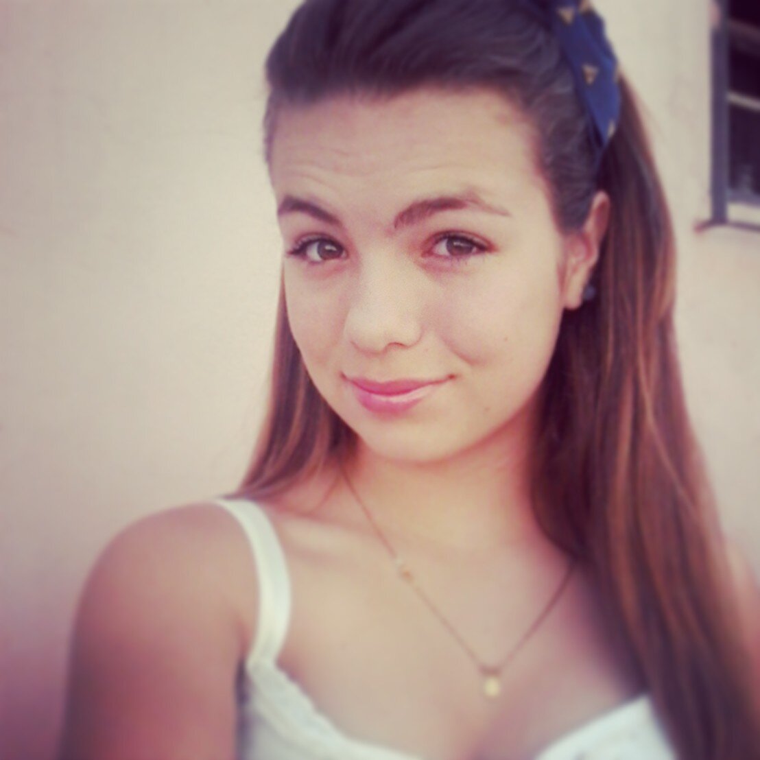 I have died everyday waiting for you ♬                          Instagram: @fabiswonderful